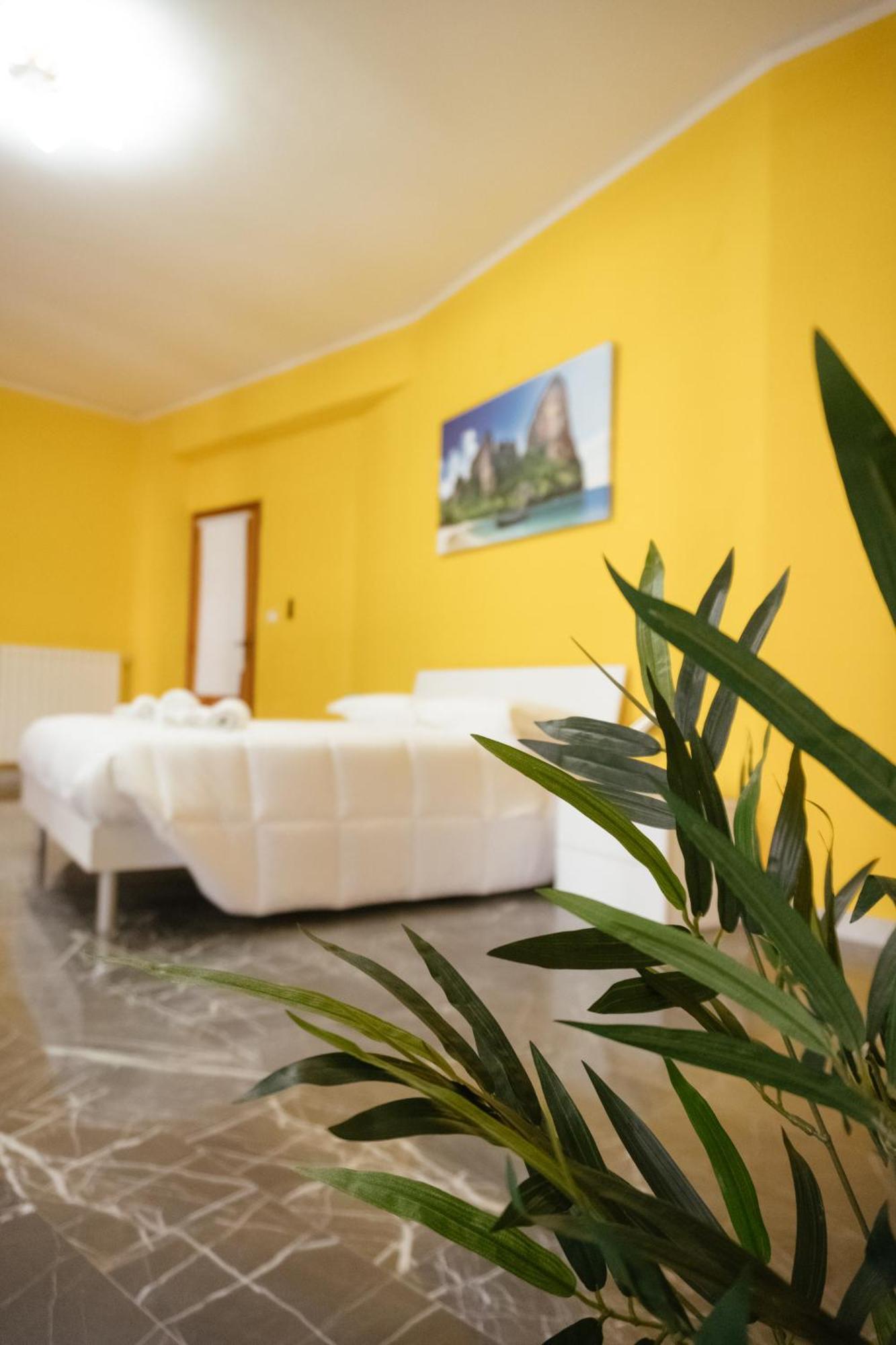 Domus Aurea Relax Room Salerno Exterior foto