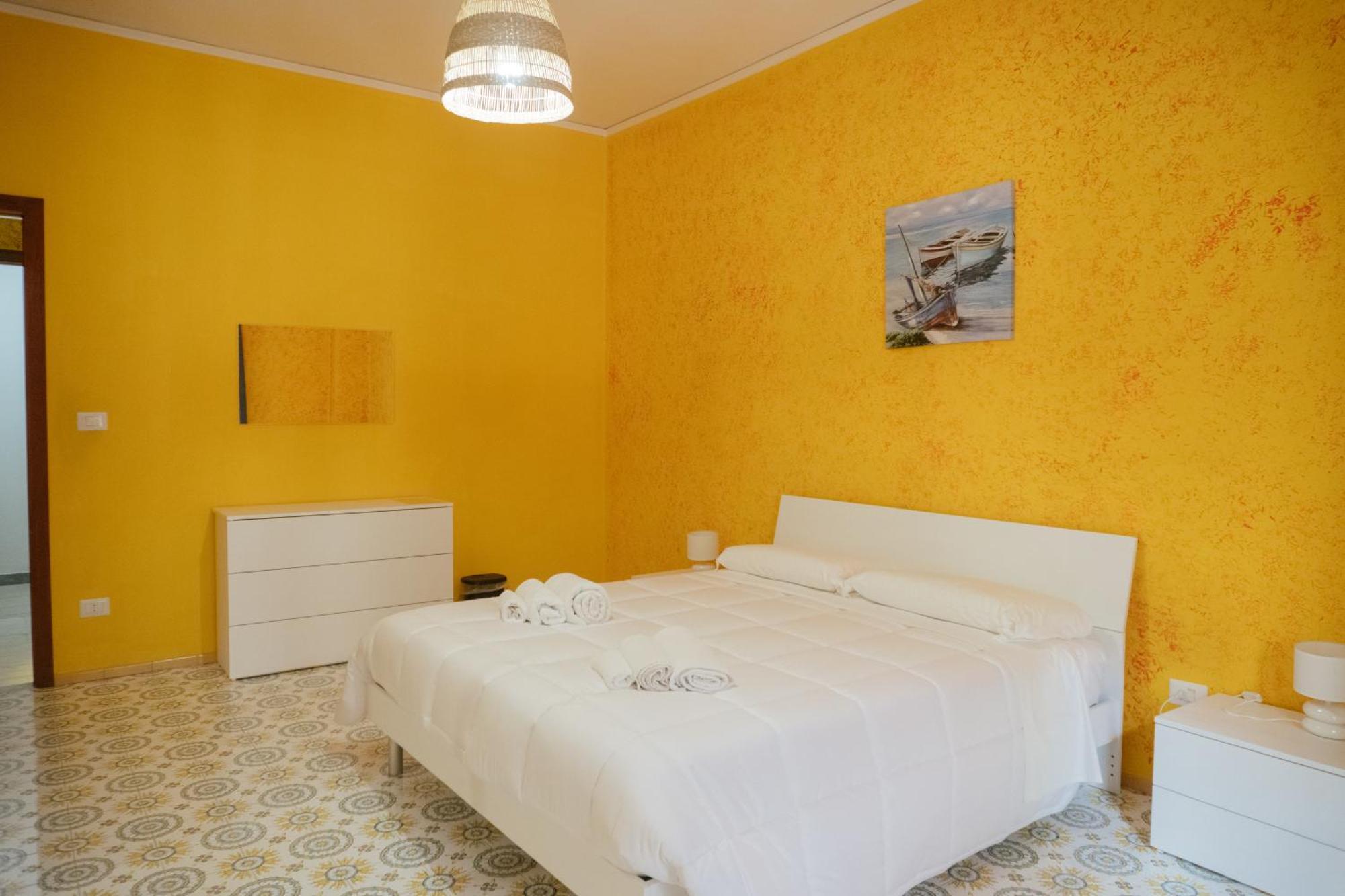 Domus Aurea Relax Room Salerno Exterior foto